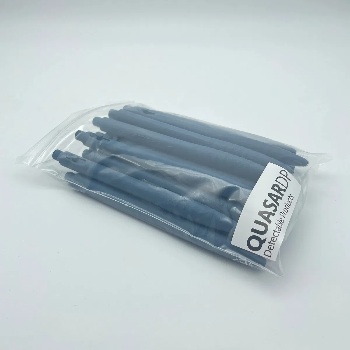 Bolígrafo detectable retráctil sin clip tinta azul, QUASARDP, modelo QU0011AA, apto para industria alimentaria, antideslizante, ergonómico. Pack 25 unidades