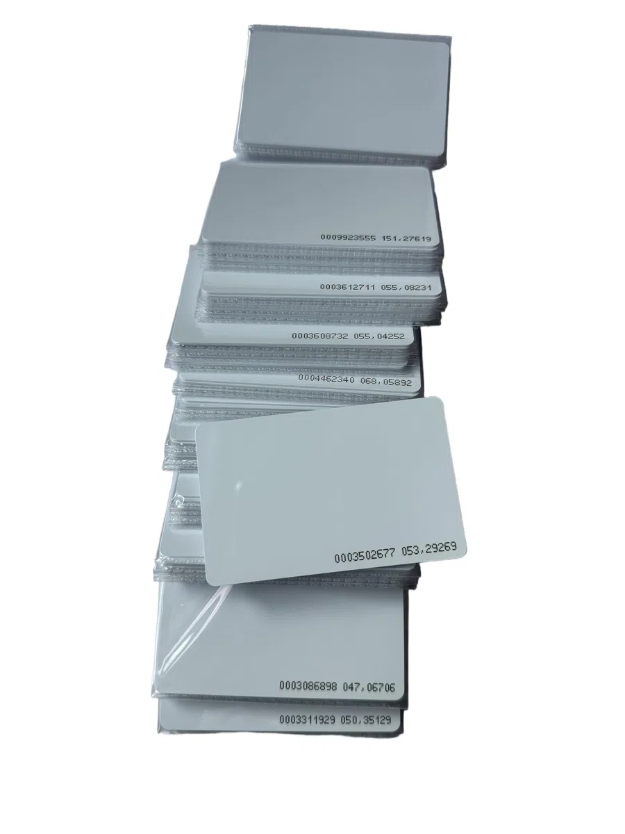 100piezas Blanco Acceso Tarjeta de proximidad RFID 125kHz 0,9mm
