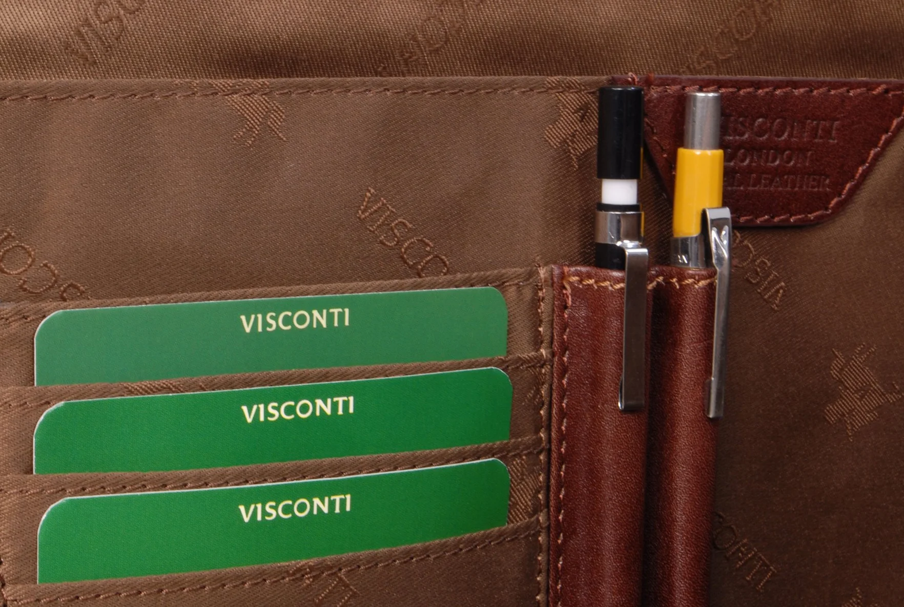 Visconti - Portacuaderno de Piel - Carpeta Portadocumentos A4 con Cremallera - Portafolio de Viaje para Hombre - Bond 18238 - Tostado