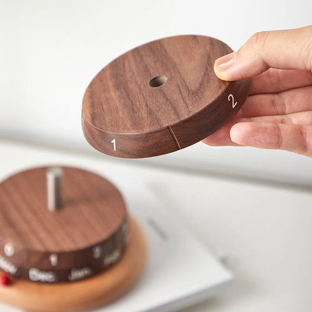 Sanfly Calendario Perpetuo De Escritorio De Madera, Calendario De Escritorio Giratorio En Forma De Planeta, Calendario Diario De Bloques De Madera Calendario Decorativo