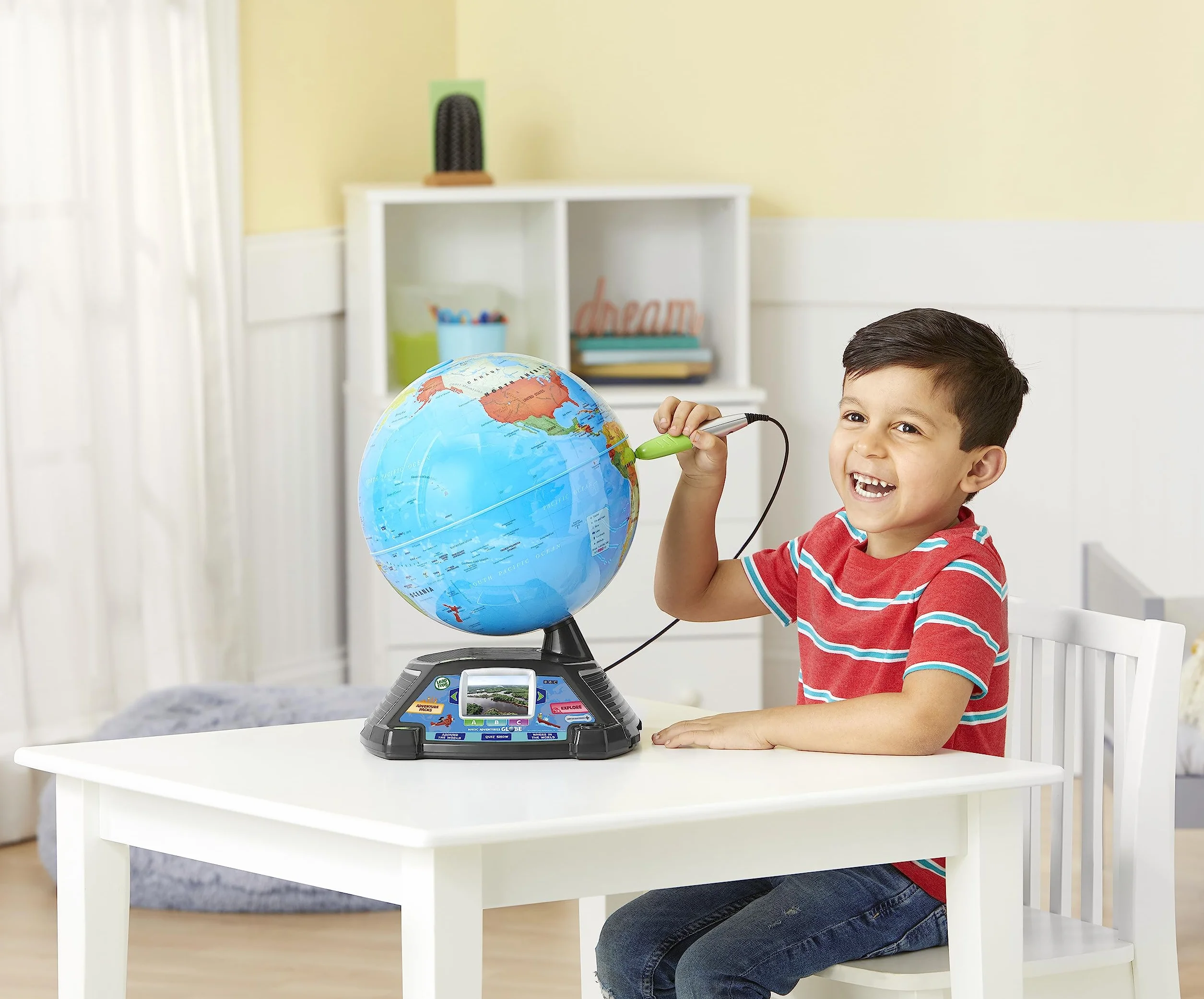 VTech Globo terráqueo multimedia con Pantalla LCD +600 vídeos BBC Regalo niños +7 años