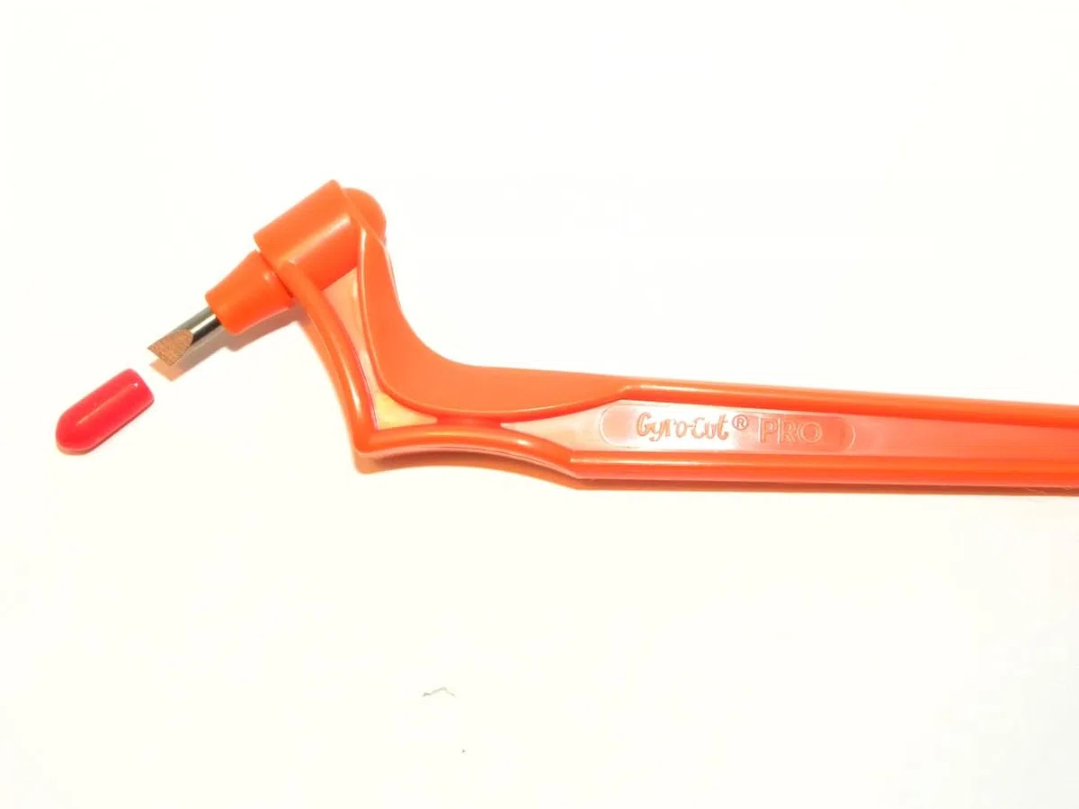 GYRO-Cut PRO Herramienta equipada con punta de papel estándar giratoria. Herramienta de afición y manualidades. Gyrocut