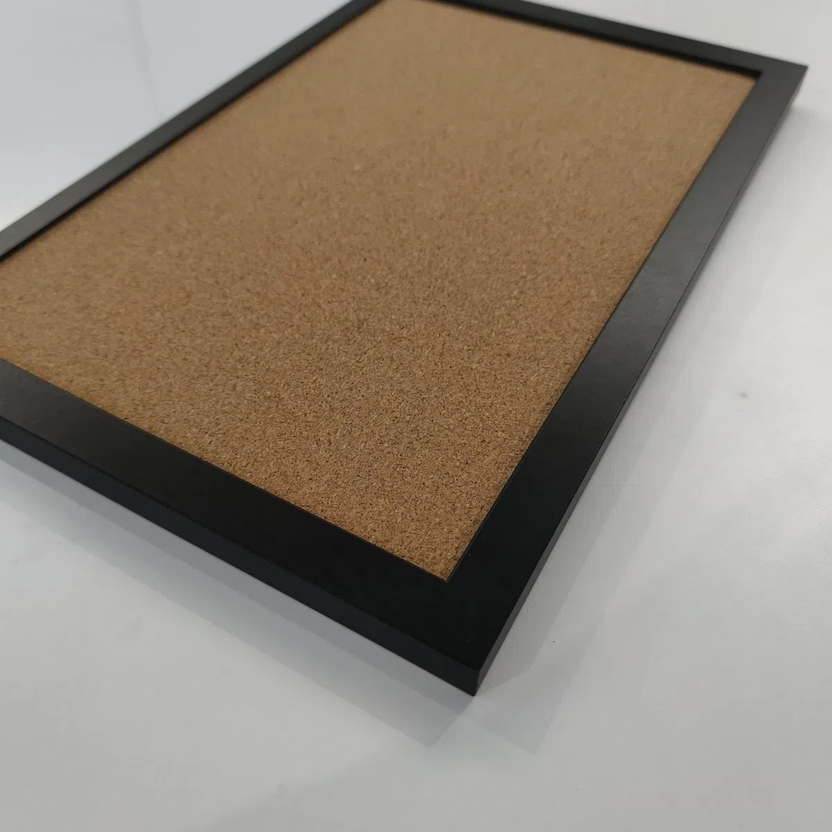 Pizarra combinada magnética de borrado en seco y tablero de corcho, tablero combinado de 24 x 18 pulgadas, marco negro