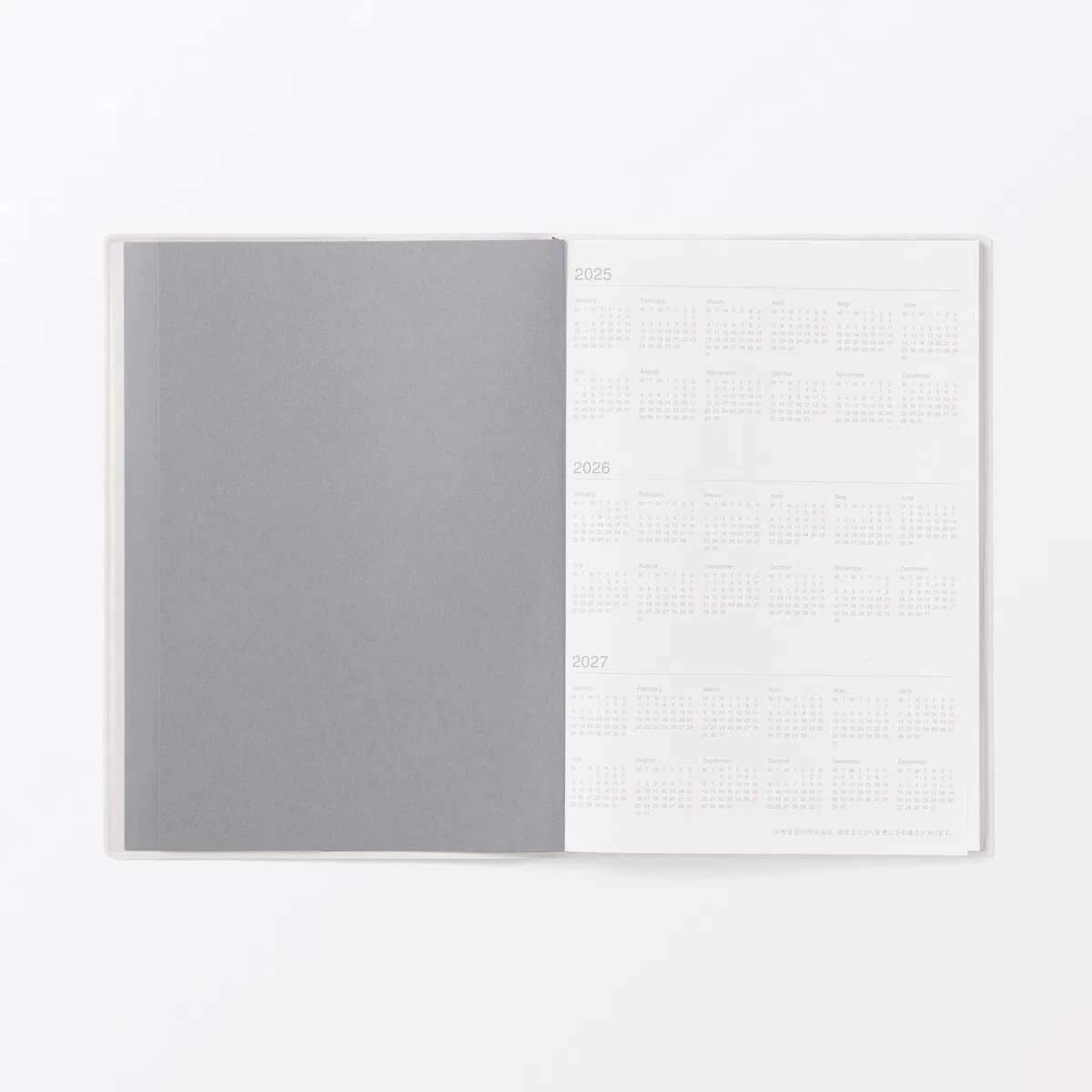 MUJI 84854309 Agenda mensual, comienza en diciembre de 2025, A5, color blanco y gris