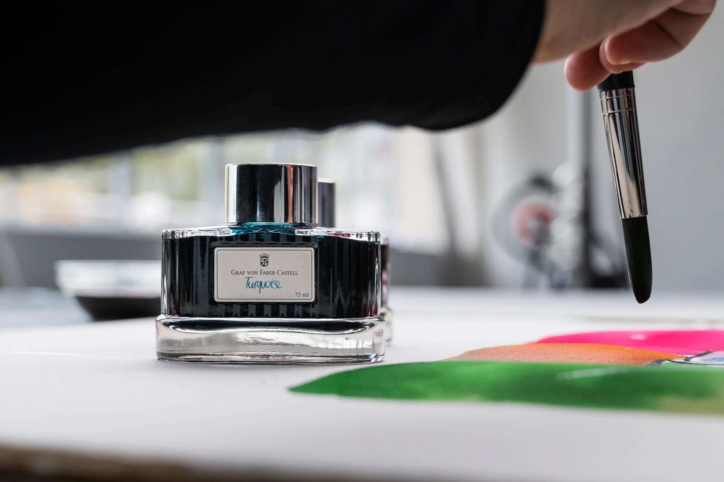 Graf von Faber-Castell - Bote de tinta para pluma, color granate
