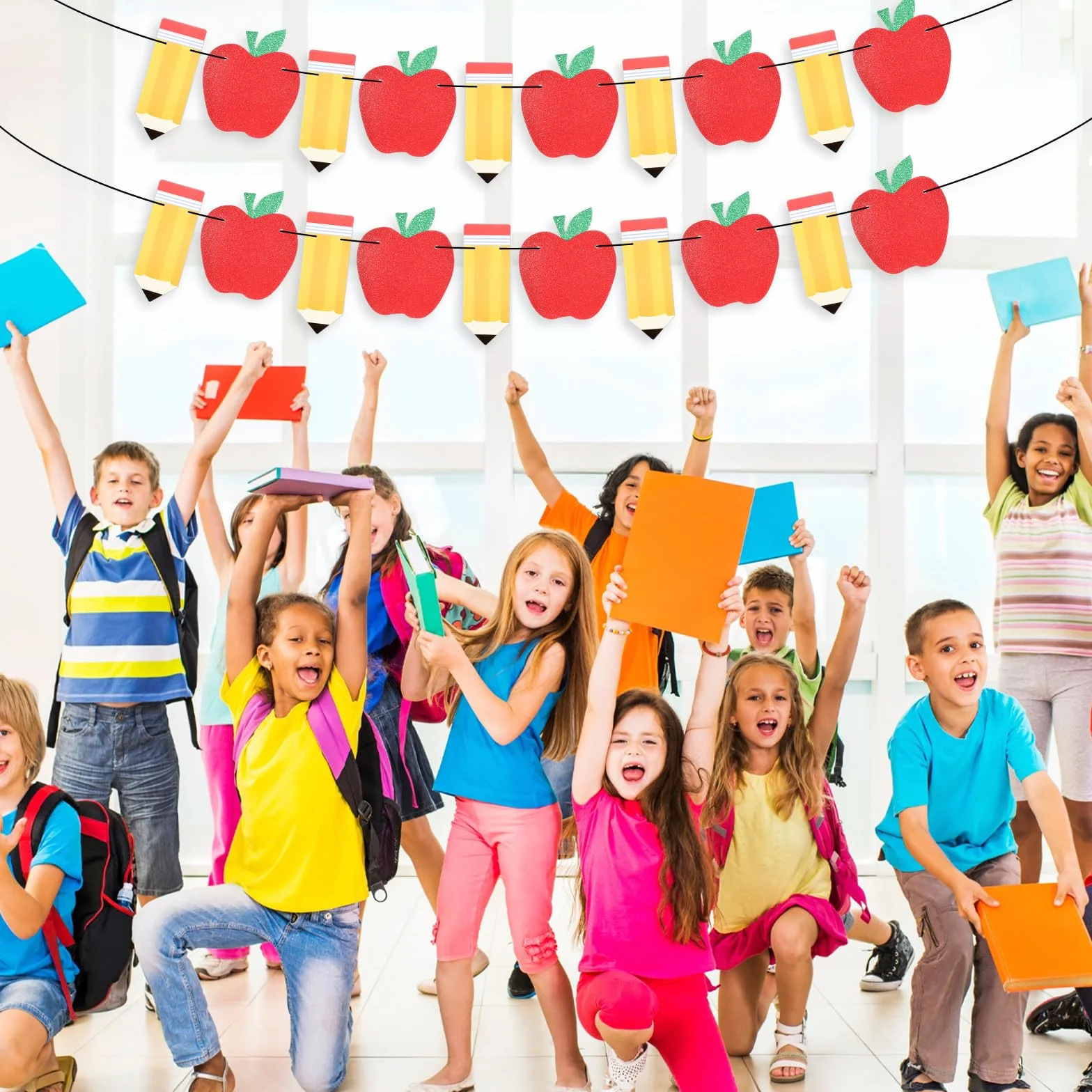 2 pancartas de lápiz de manzana para decoración de regreso a clases, decoración de primer día de clases, suministros de fiesta, cartulina roja y amarilla con purpurina