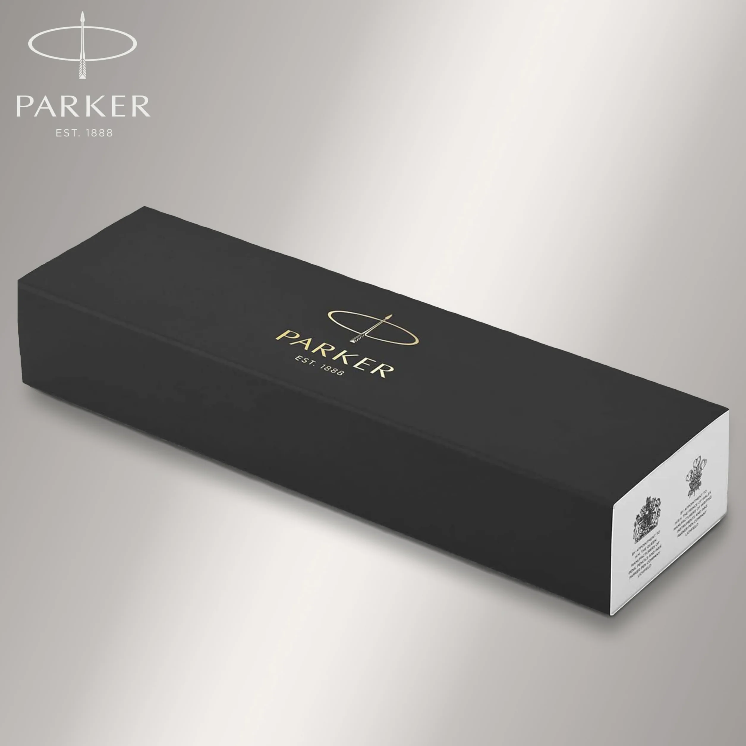 Parker IM pluma estilográfica | lacada en negro con adorno dorado | plumín fino y recambio de tinta azul | en estuche de regalo