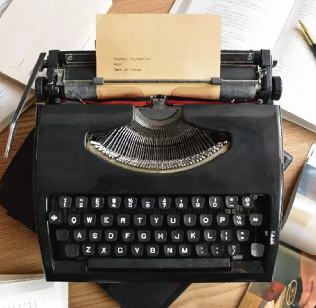 Máquina de escribir en casa Oficina Negocios Máquina de escribir Procesador de textos Etter Escritura de notas (C)