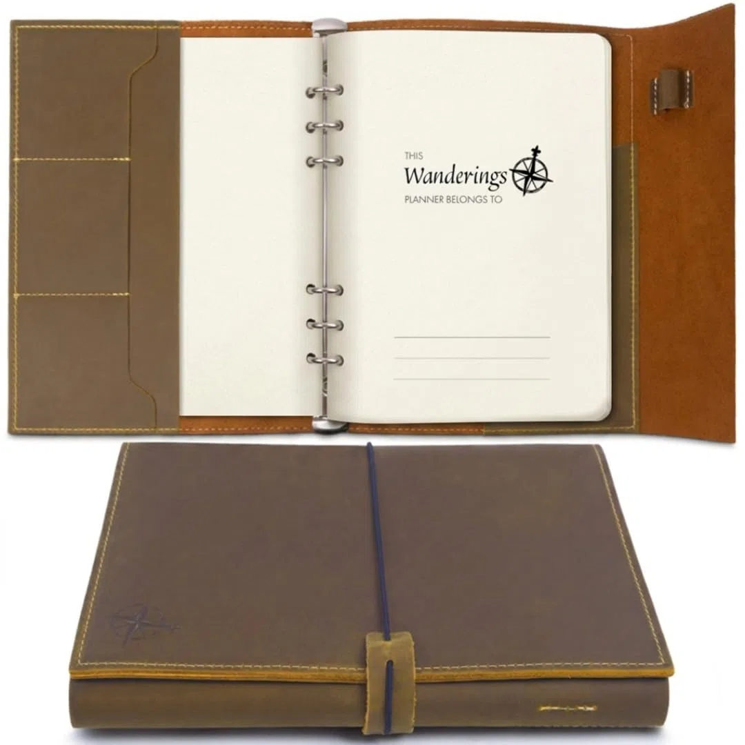 Wanderings Agenda A5 Cuero Anillas - Planificador Rellenable 6 Anillas, Bolsillos - Organizador Cuero Genuino Hecho a Mano - Filofax. Calendario Semanal/Mensual 2026/27-15x22cm