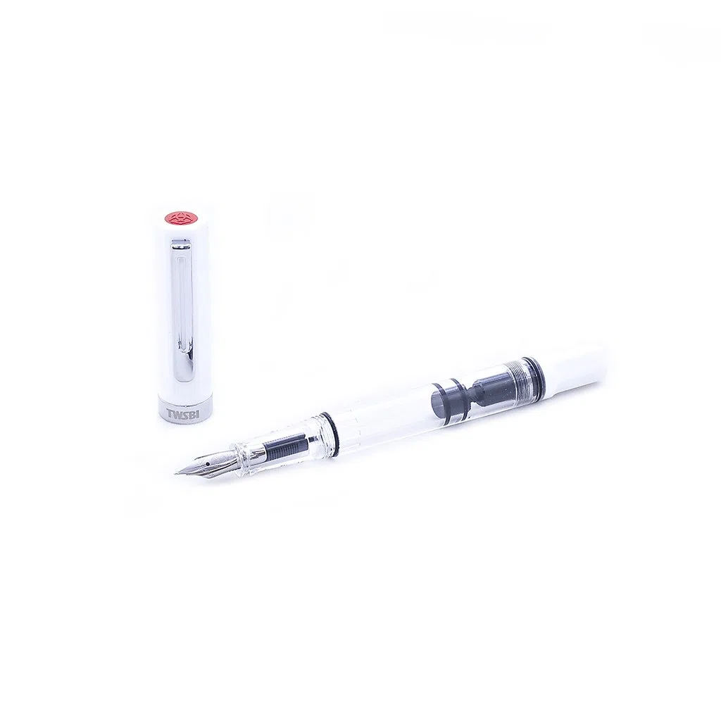 TWSBI ECO Pluma estilográfica blanca con punta EF