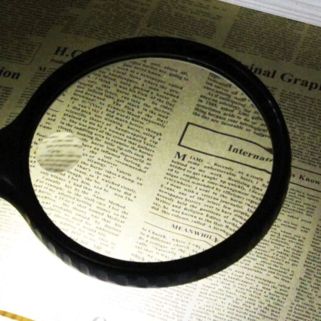 Lupa de Mano con luz, la Mejor Lupa iluminada para Lectura, degeneración Macular, inspección, exploración Interesting