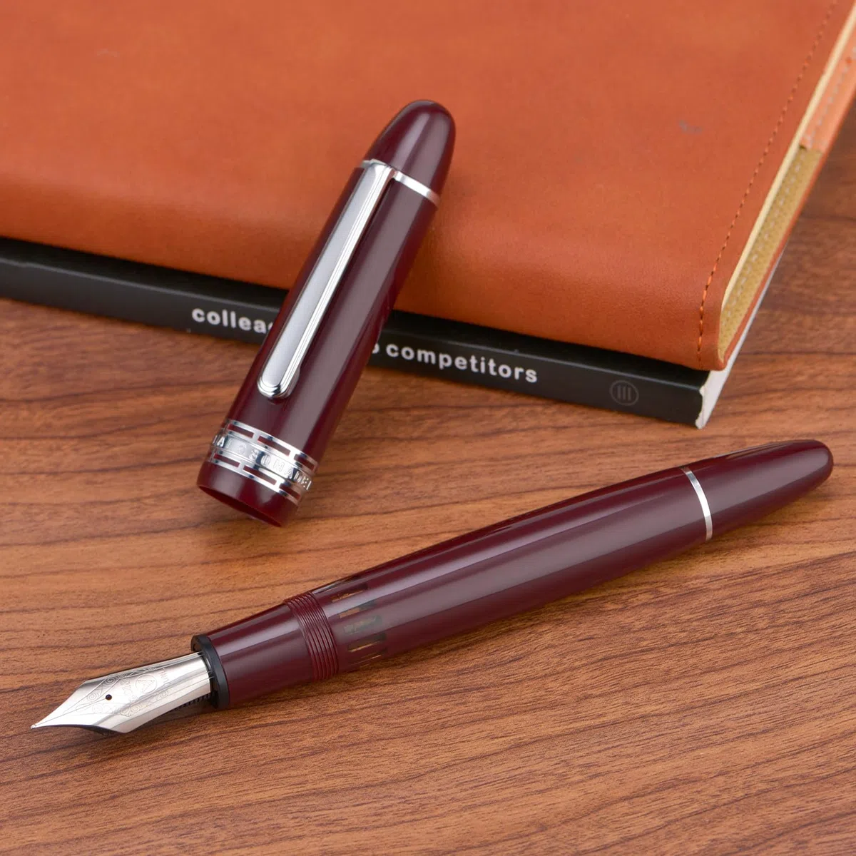 Piston Pluma estilográfica F/M/B, bolígrafo de regalo de resina negra y roja con llave, bolígrafos de negocios, bolígrafos de papelería para oficina para estudiantes (rojo plateado, F)