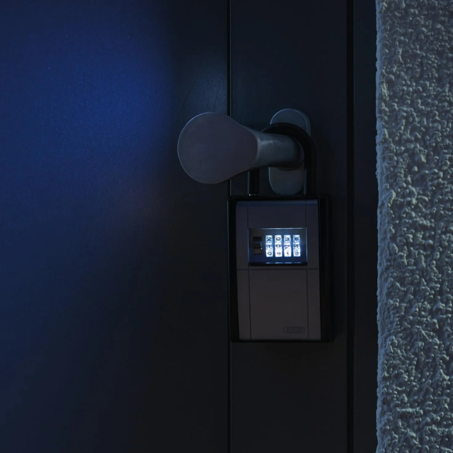 ABUS KeyGarage™ 797 LED - caja portallaves con arco de sujeción - con ruedas numéricas iluminadas - para llaves u objetos de valor pequeños - negro y plateado