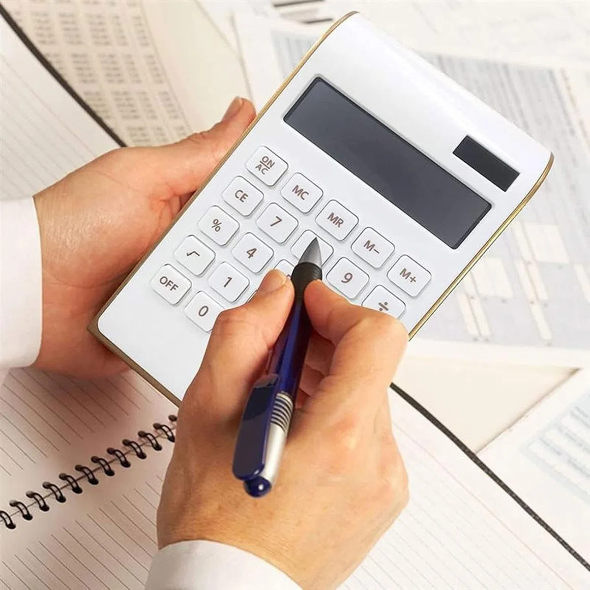 calculadora, Escritorio Ultra Fino Bordes Dorados mostrador básico Suministros de Oficina Juguete matemático