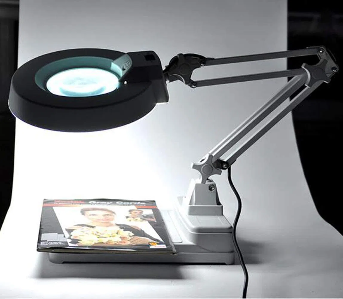 Lupa, 3X/5X/8X/10X Lupa grande con luz LED con soporte - Diseño plegable con lámpara LED - La mejor lupa de manos libres con luz para lectura, manualidades, pasatiempos, banco de trabajo Taste of home