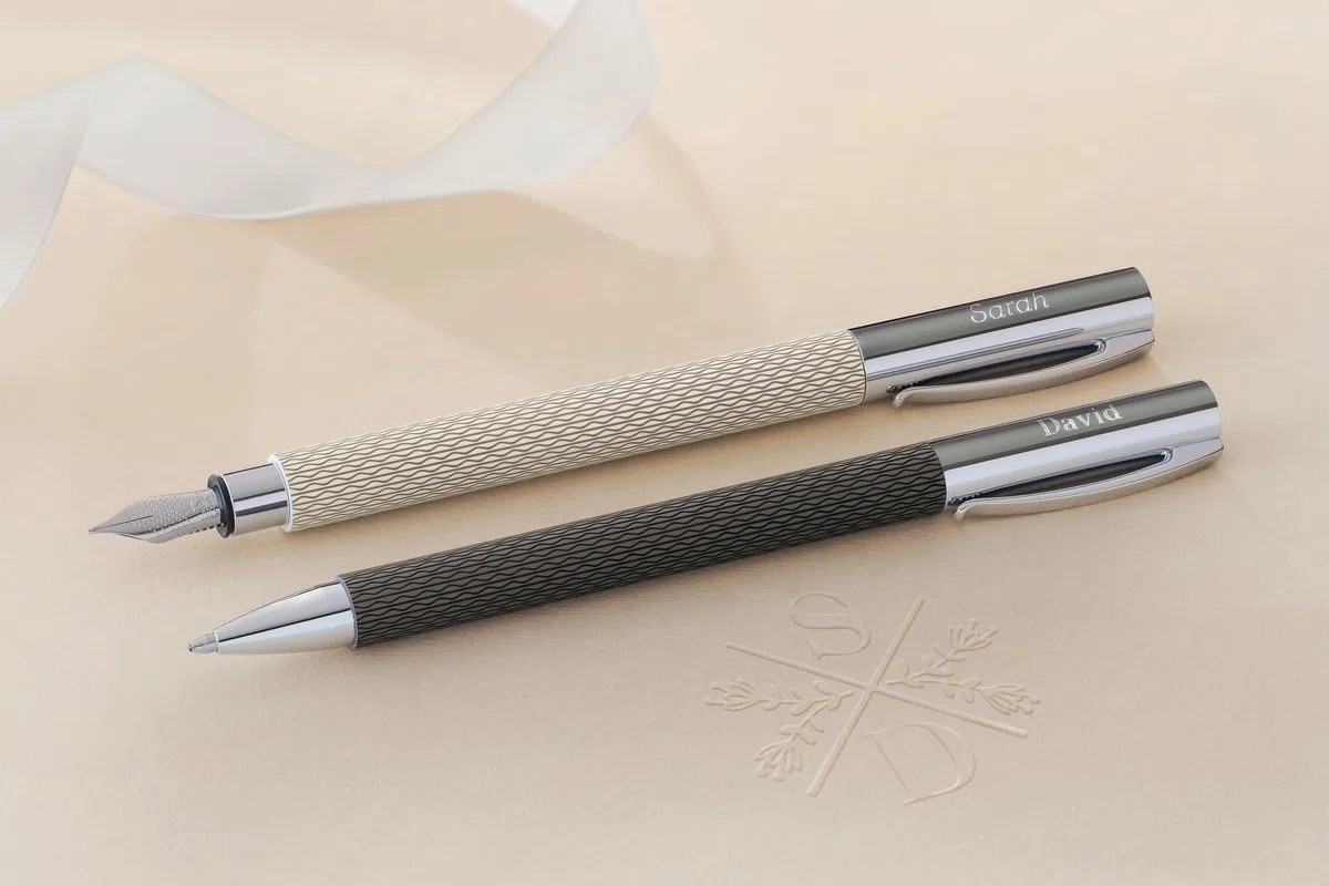 FABER-CASTELL Ambition OpArt 149616 Twist - Bolígrafo, color arena blanca