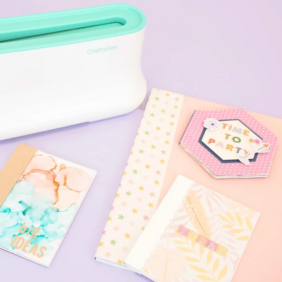 Craftelier - Máquina de Encuadernación Térmica con 3 Lomos de Encuadernación de Colores, para Proyectos de Scrapbooking, Diarios DIY, Cuadernos, Documentos o Álbumes de Fotos, Capacidad de 200 Hojas