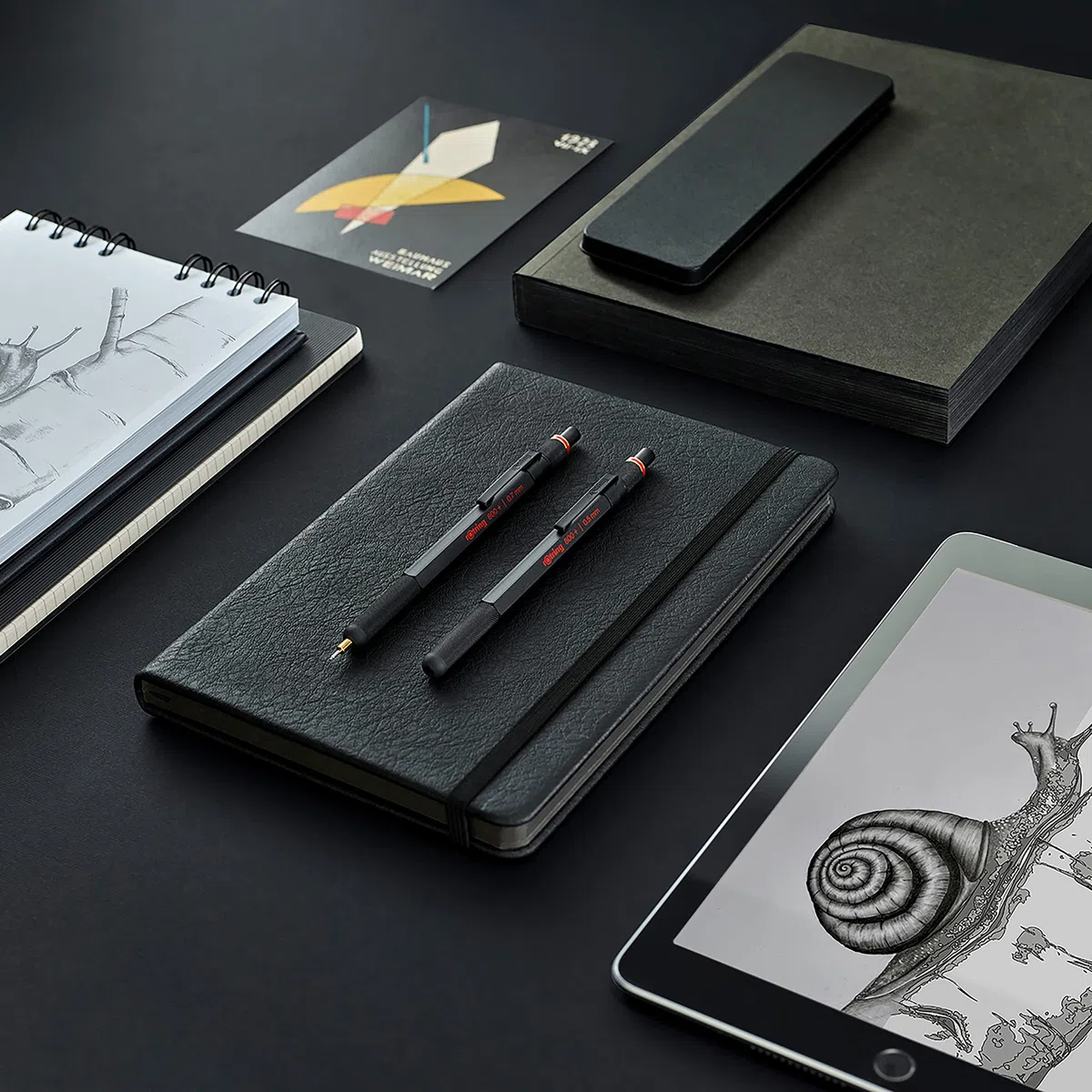 rOtring 800+ Portaminas y lápiz óptico para pantalla táctil | Lápiz retráctil HB de 0,7 mm | Cuerpo de metal negro