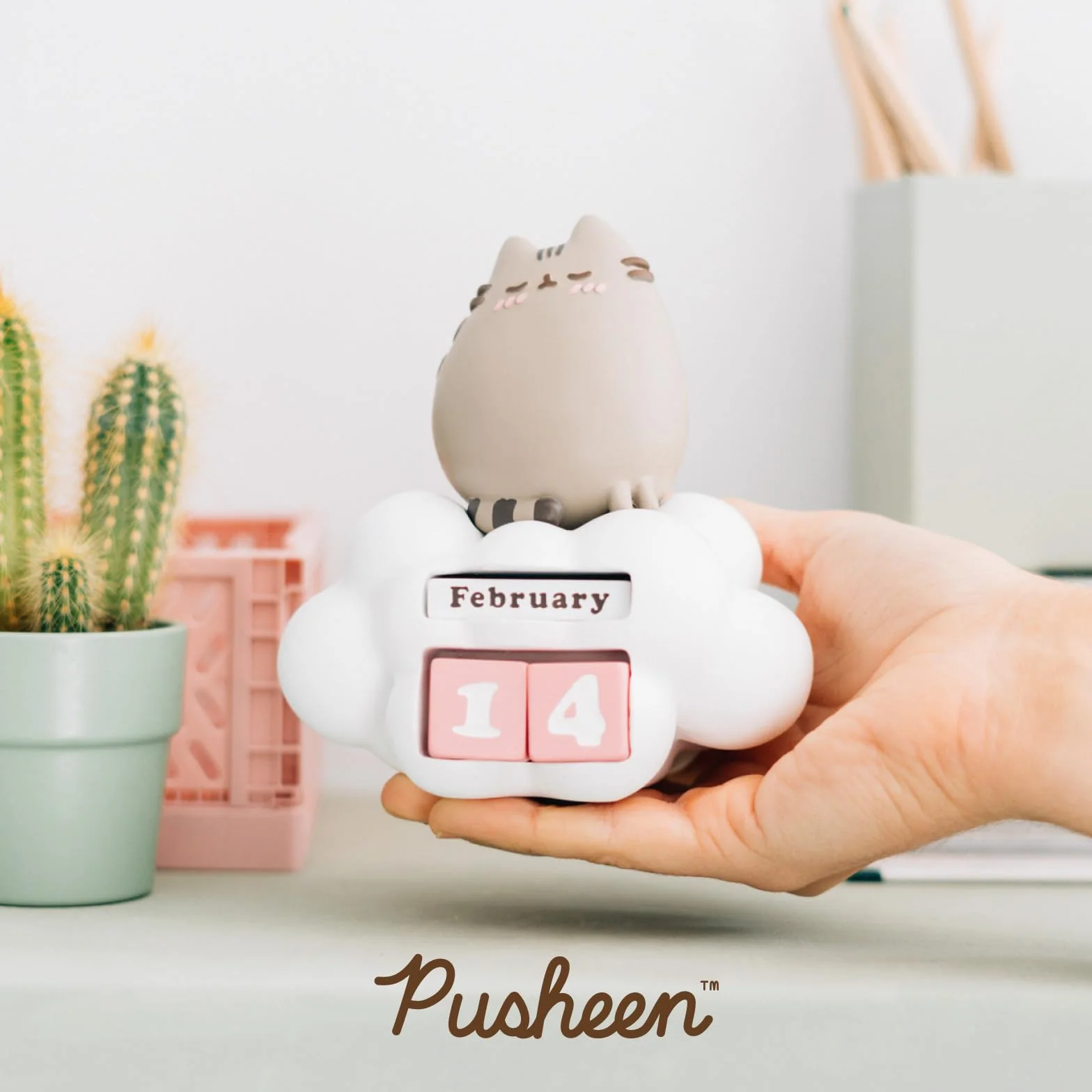 Calendario Perpetuo Pusheen 3D - Figura gato Kawaii para Decoracion Habitacion niña - Calendario sobremesa para niños │ Regalos Pusheen Cat Merchandising Oficial