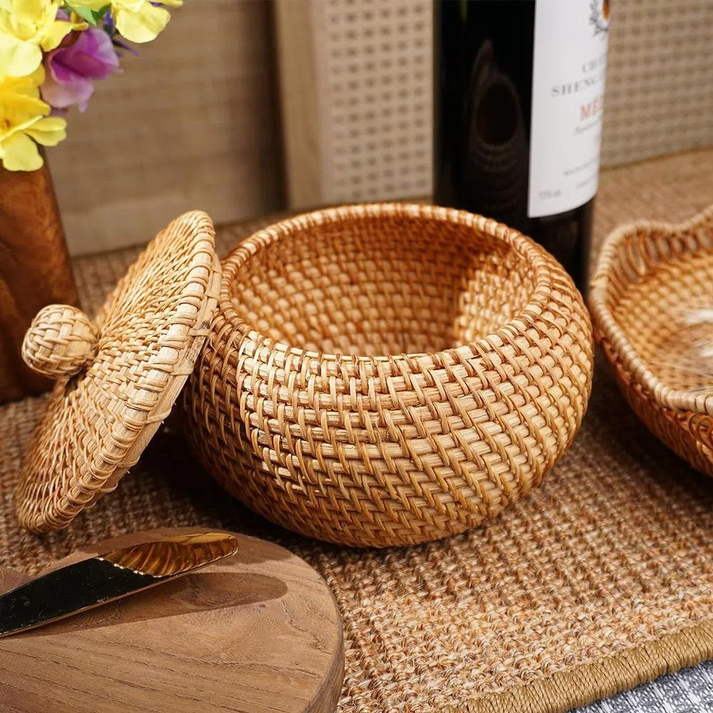 Cesta redonda de ratán con tapa, cesta de almacenamiento de ratán, para caramelos, agujas e hilo, llaves, monedas y objetos pequeños, organizador de joyas, cesta de aperitivos, organizador de