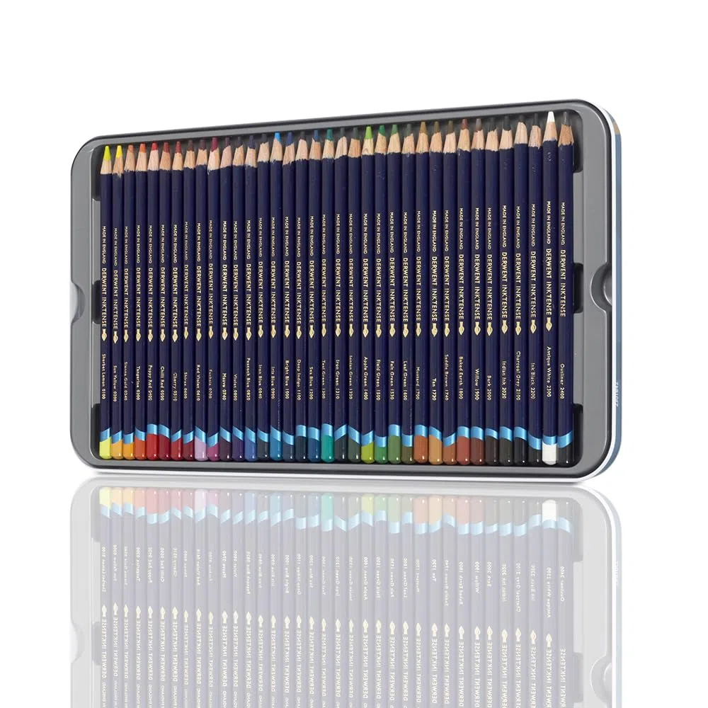 Derwent Inktense Juego de 36 Lápices de Tinta para Acuarela Solubles en Agua para Papel o Tela en Caja Metálica, 4 mm