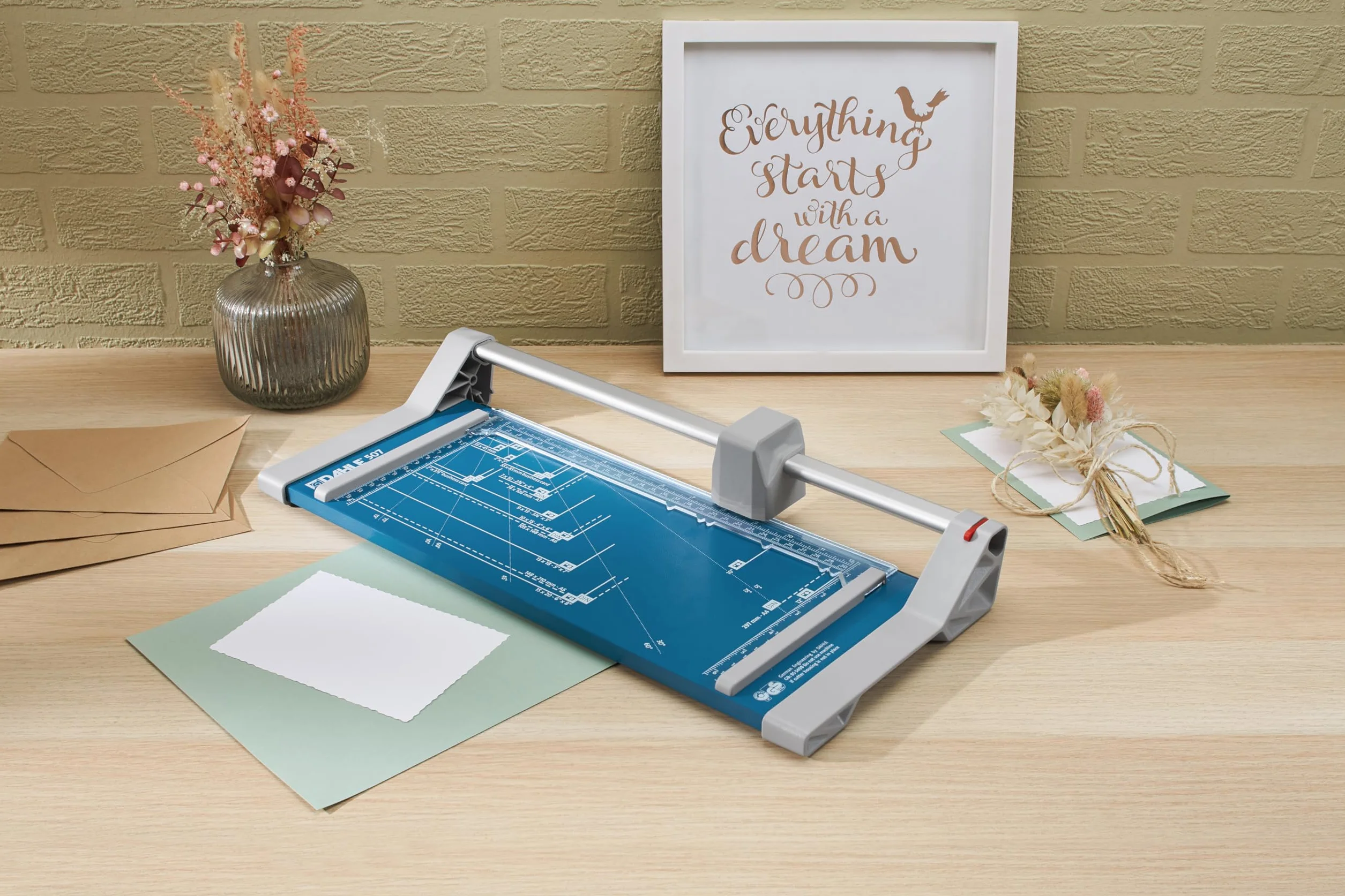 Dahle 507 Craft Creative DIN A4 autoafilable guillotina cortadora de papel con presión automática, azul