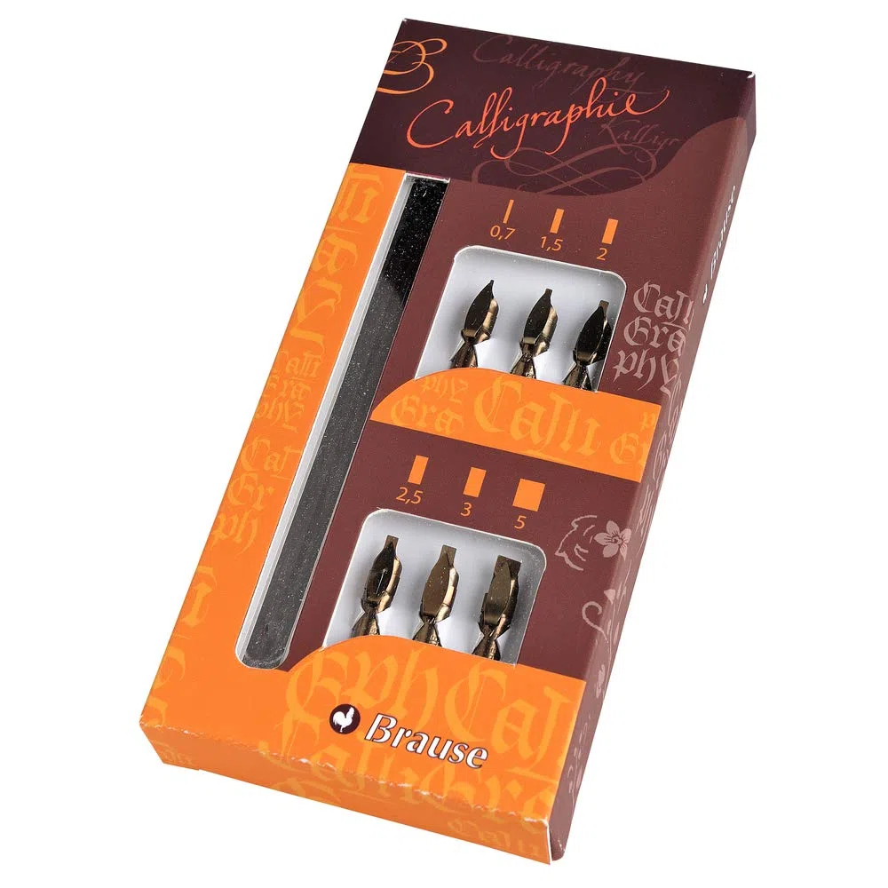 Brause 141B - Un set de calligraphie comprenant 6 plumes Bandzug (0,7 mm, 1,5 mm, 2 mm, 2,5 mm, 3 mm et 5mm), un porte-plume et une notice