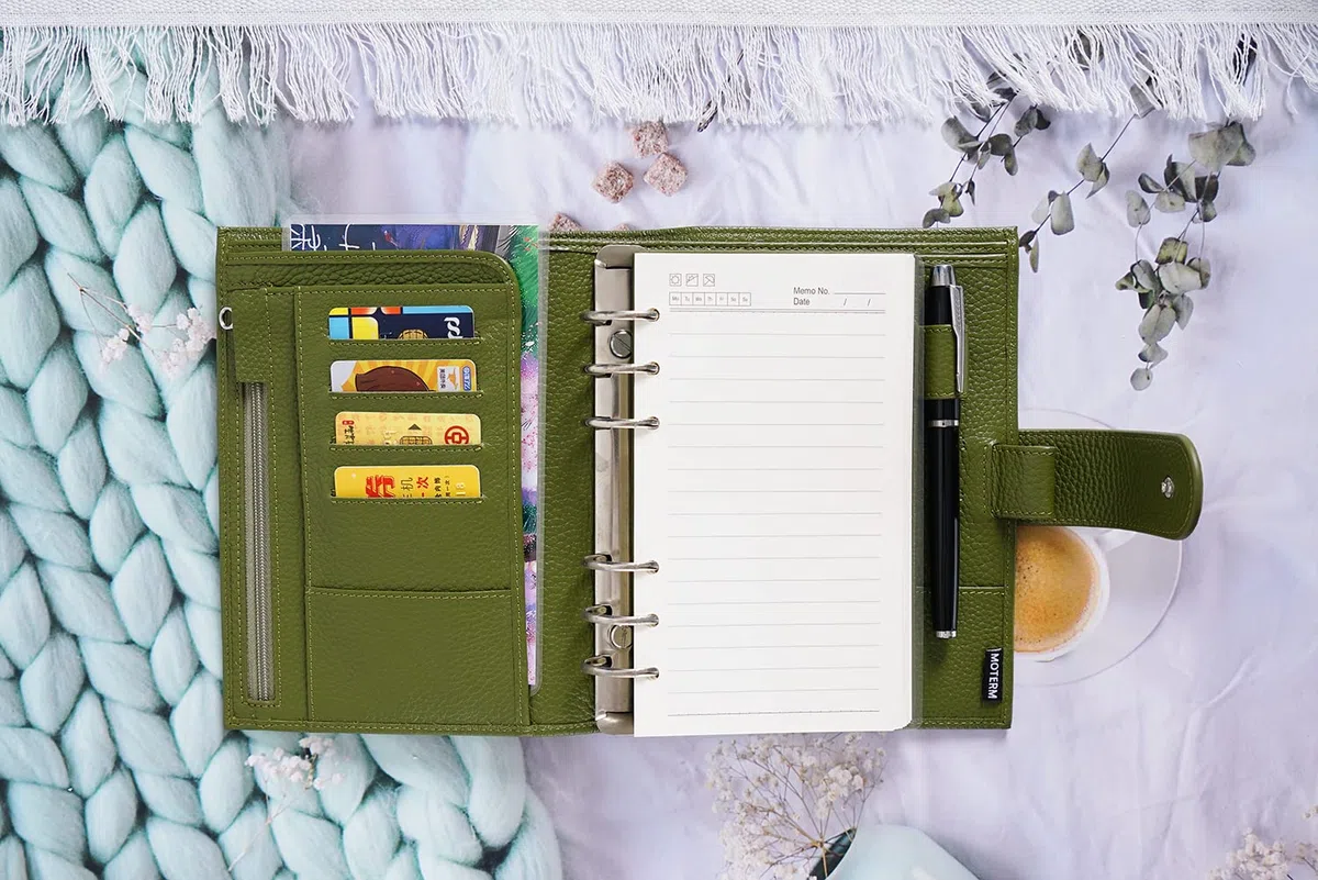 Moterm Personal Luxe Planificador de Anillas - Organizador Carpeta de Cuero Auténtico (Anilla 30mm, Verde Oliva Guijarro)