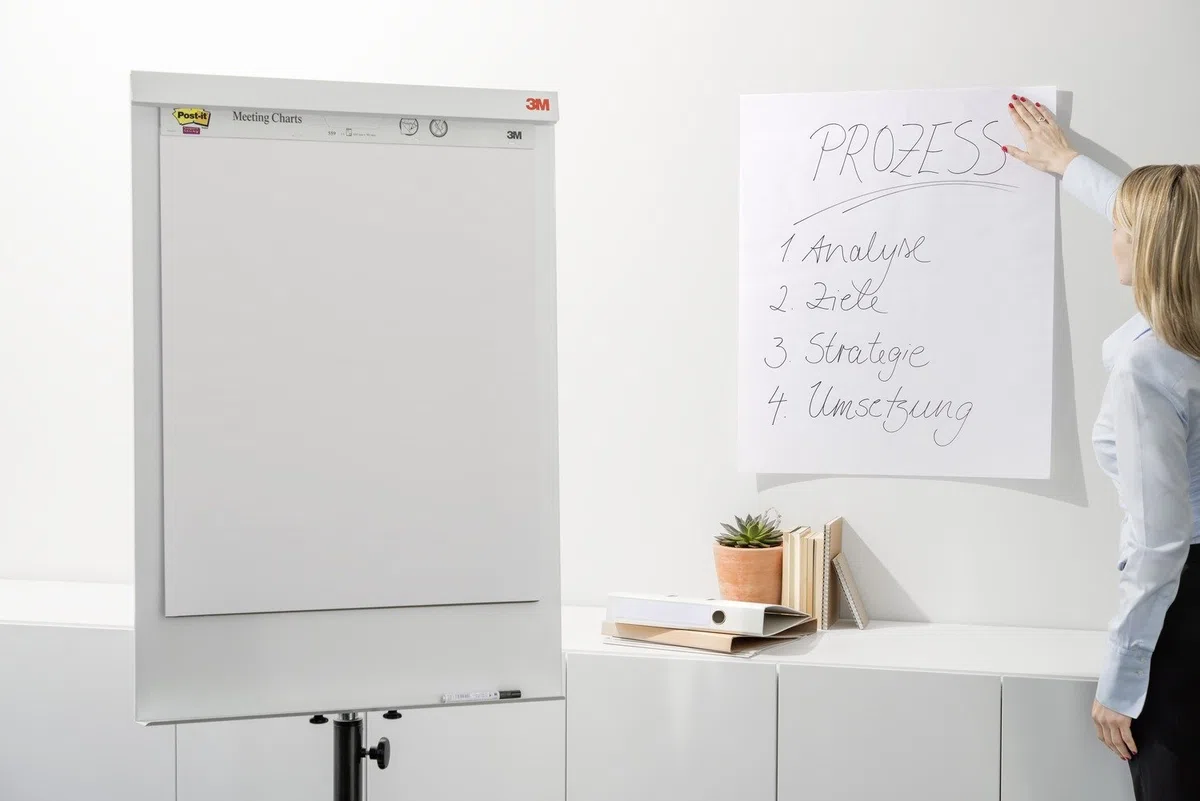 Post-It Super Sticky Self Stick Meeting Chart 559P-3 Blanco 635 mm x 762 mm Paquete Valor Agregado 2 x 559 (2 Blocs) + 1 x 559 (1 bloc) GRATIS | Selbsthaftende Flipchart-Blöcke für Brainstorming und Präsentationen; Stark Haftende Blätter aus 100 % Recycli