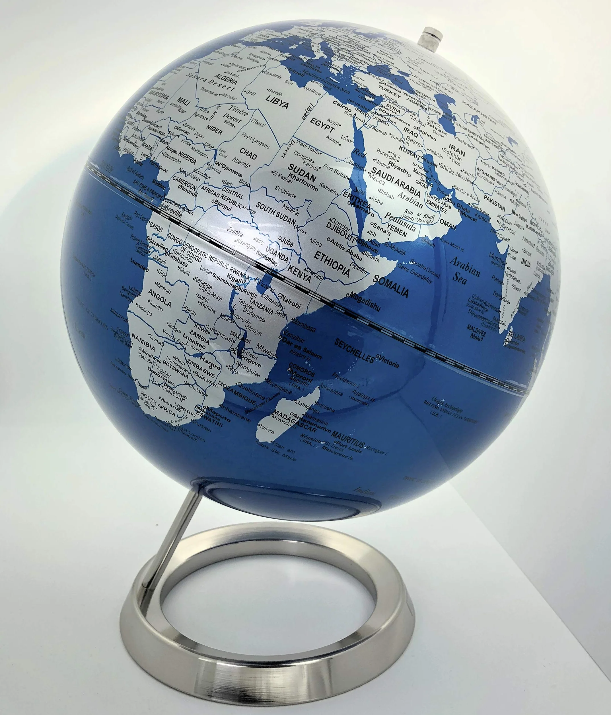 EXERZ 30CM Globo En Azul Plateado con una base de acero inoxidable - en Inglés - Empaquetado En Caja Kraft De Primera Calidad, Ideal como Regalo - Azúl metálico