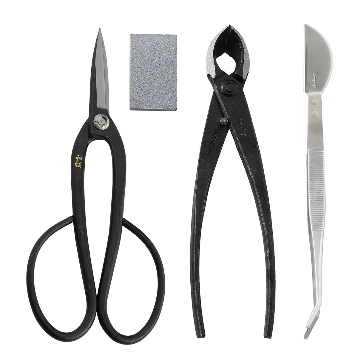 Wazakura Kit Esencial de Herramientas para Bonsái de 4 Piezas Hecho en Japón - Tijeras Ashinaga de Acero Yasugi (200mm) + Cortador Cóncavo (200mm) + Pinzas de Acero Inoxidable + Borrador de Savia
