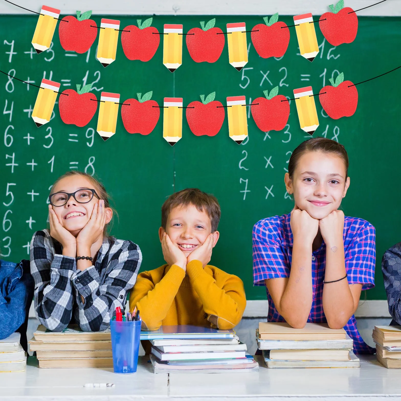 2 pancartas de lápiz de manzana para decoración de regreso a clases, decoración de primer día de clases, suministros de fiesta, cartulina roja y amarilla con purpurina