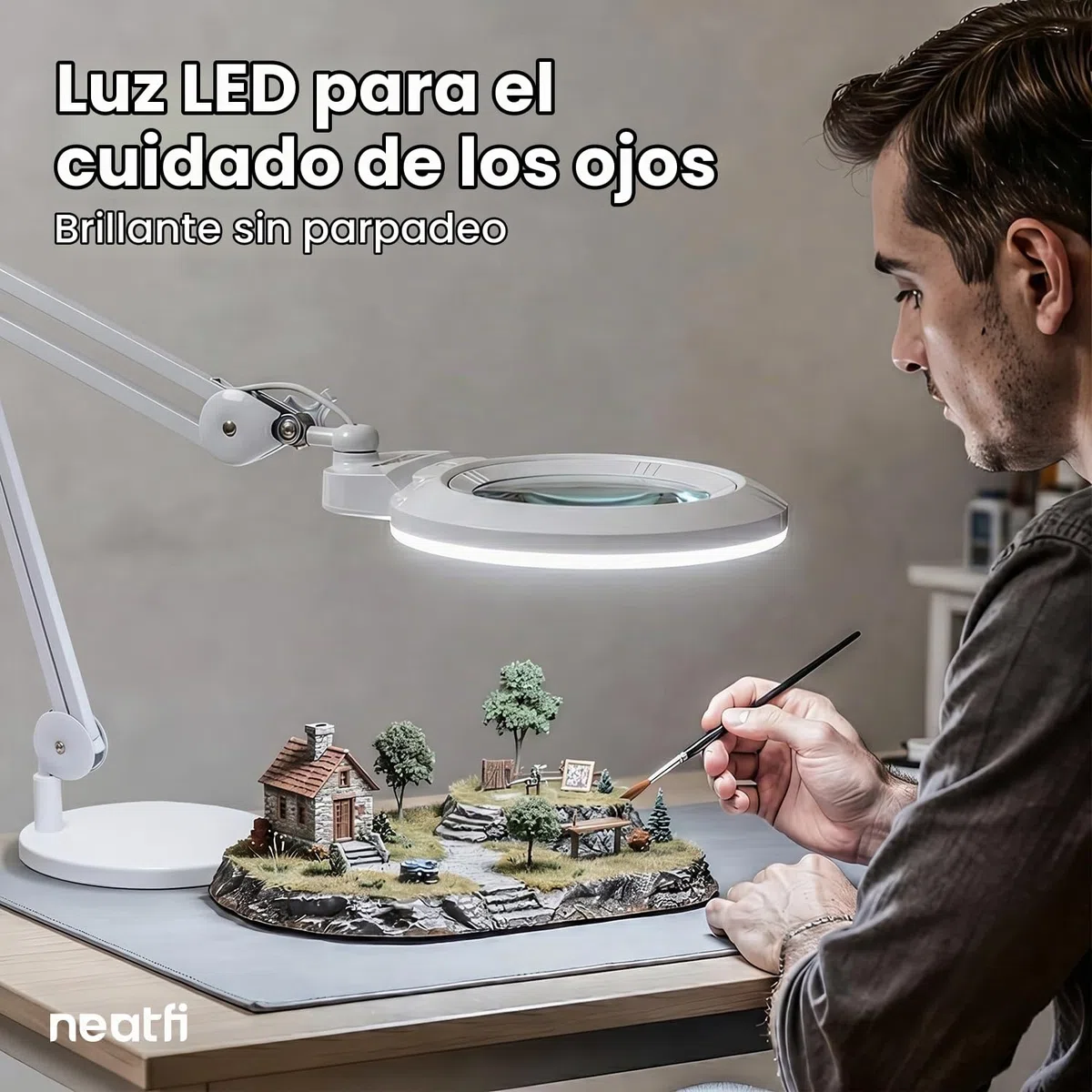 Neatfi XL Lámpara Lupa LED Bifocal – Lente Acrílica de 18 cm, Aumento 2,25X y 6X, 1.600 Lúmenes Regulables | Brazo Ajustable | Ideal para Manualidades y Lectura (Blanco, con Base)