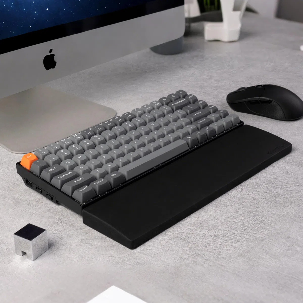 Keychron Reposamanos de silicona para K2 / K6 / K2 Pro / K6 Pro - Negro