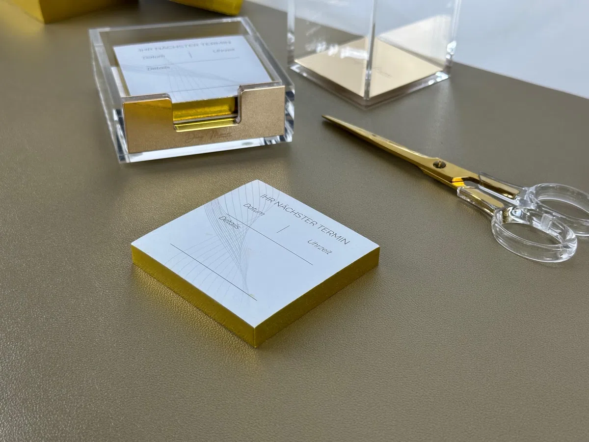 Juego de organizadores de escritorio de alta calidad, para tus clientes, caja de notas acrílica dorada con 2 blocs de citas, 8 x 8 cm, 100 hojas