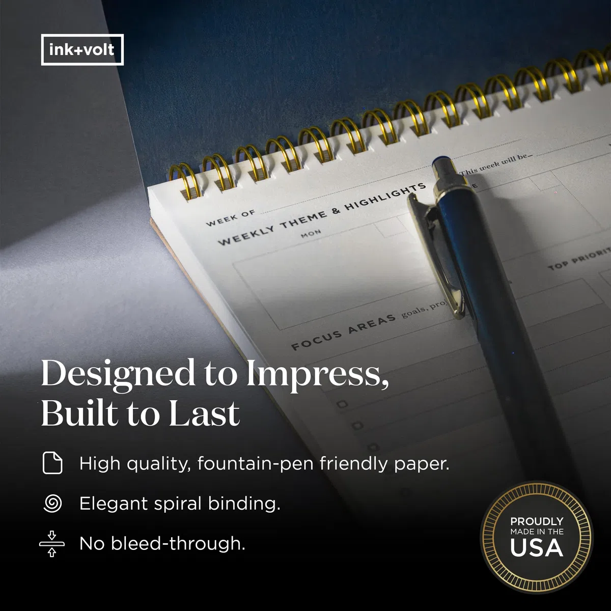 Ink+Volt Bloc de escritorio en espiral para tablero | Bloc de notas semanal sin fecha con 52 hojas sin fecha, planificador de productividad premium, lista semanal minimalista de tareas para trabajo y
