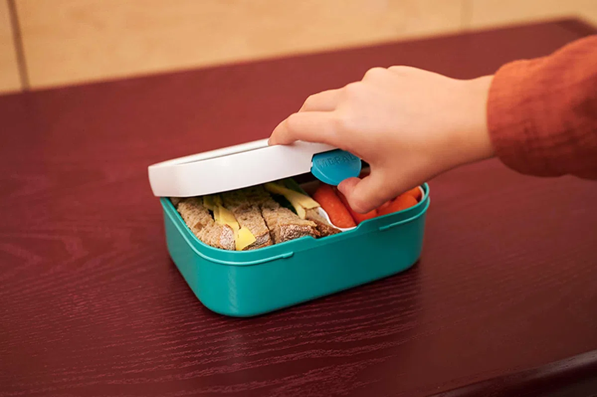 Mepal - Juego de almuerzo Campus Switch - Set para niños con botella y fiambrera desplegable - Fiambrera para la escuela o de viaje - Apto para lavavajillas - 400 + 750 ml - Azul frío/rosa frío