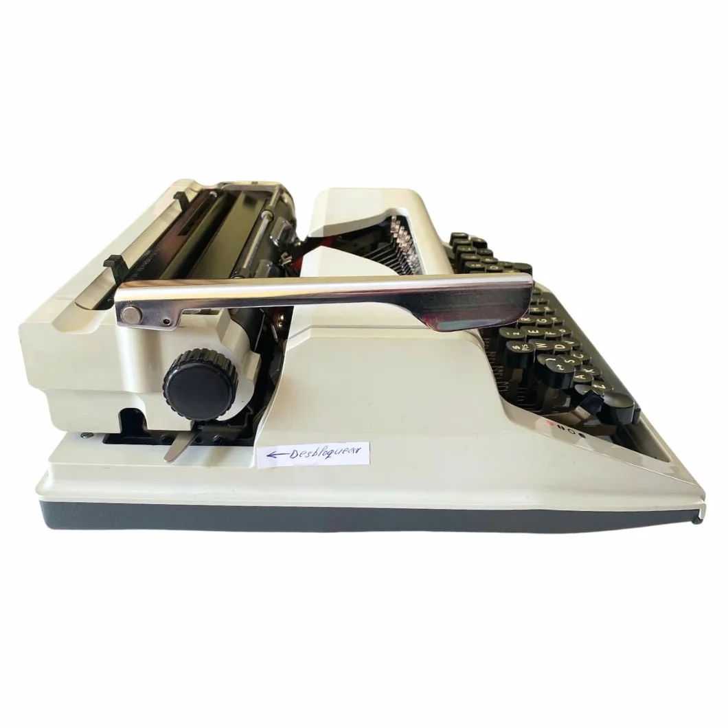 Máquina de Escribir Vintage Erika 100 - Teclado QWERTY en Castellano con Letra Ñ - Ideal para Coleccionismo - Totalmente Funcional con Servicio técnico en Excelentes Condiciones