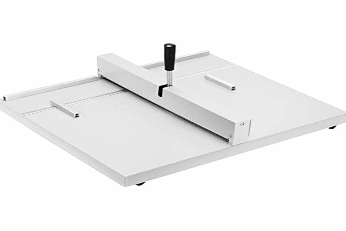 VEVOR Máquina Plegadora de Papel con Puntaje Manual de 59,7 cm x 49,5 cm, Plegadora de Papel Manual de 460 mm, Creasing Machine Tool con Reglas de Posicionamiento para Archivos, Mapas, Fotos, Papel A4