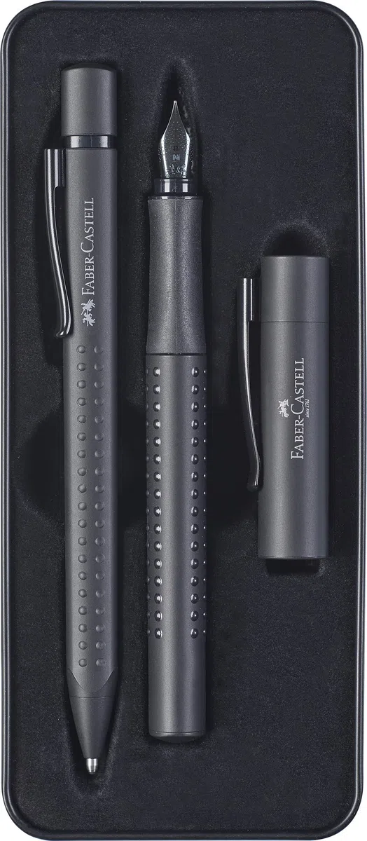 FABER-CASTELL 201626 - Set de regalo Grip Edition, All Black, con pluma estilográfica M y bolígrafo XB en estuche metálico