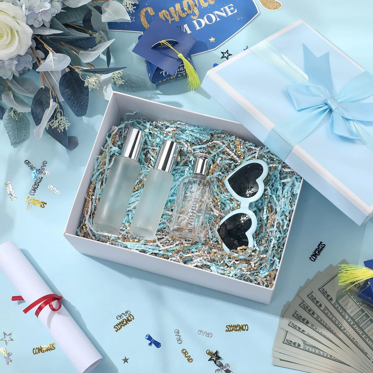 Papel de corte arrugado de 2 libras para cestas de regalo, papel triturado para caja de regalo, papel de rafia azul claro y dorado para embalaje de graduación para fiestas, cumpleaños