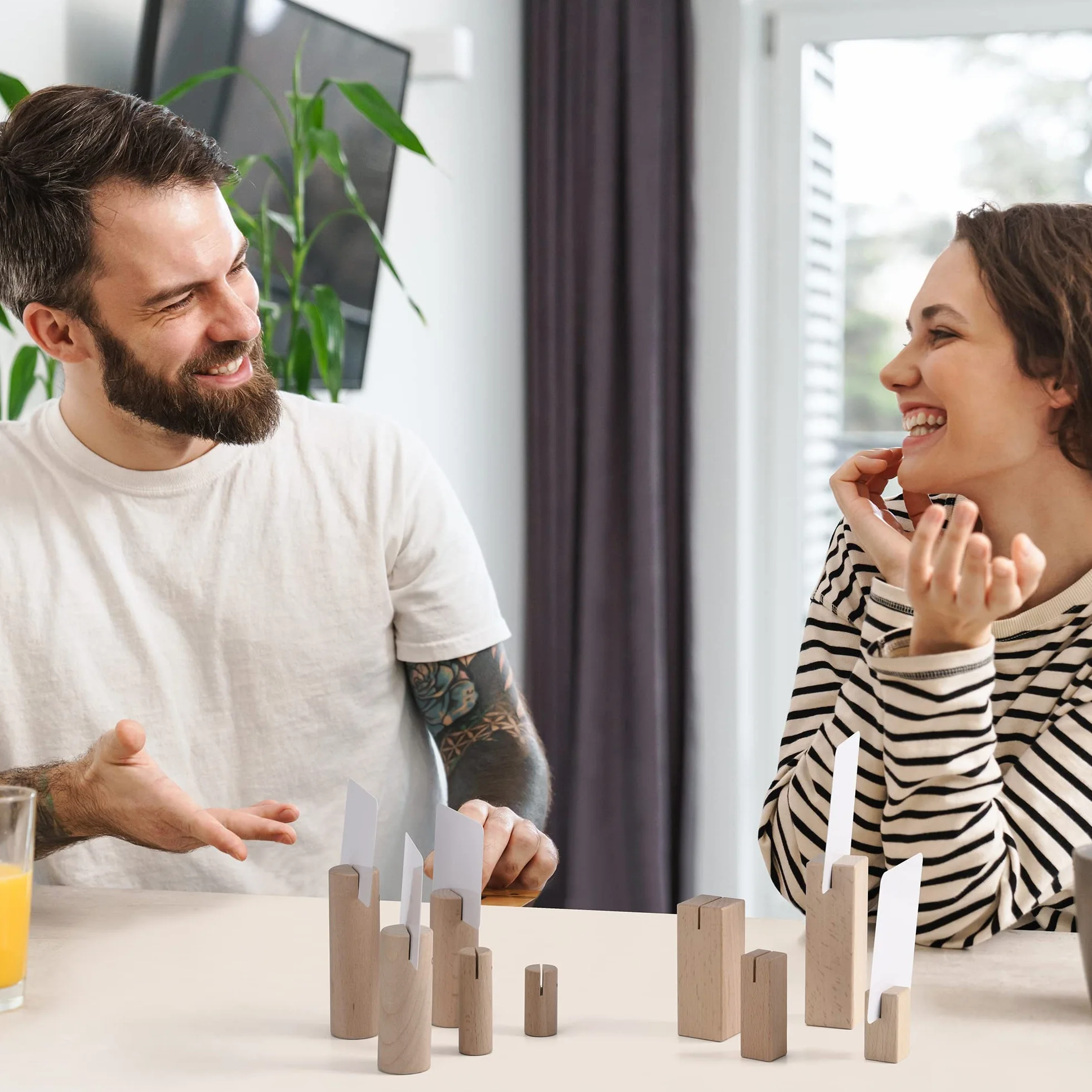 Figuras de madera con tarjetero para coaching sistémico y constelaciones familiares