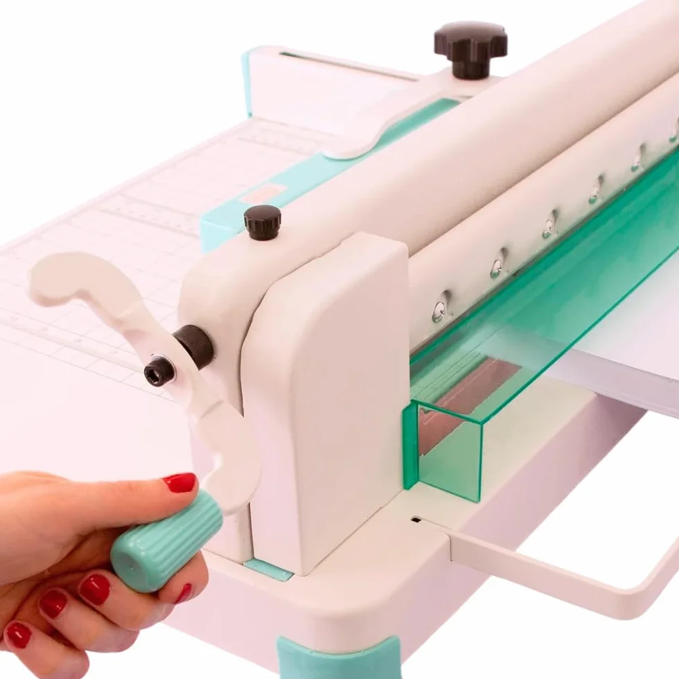 Craftelier – Cortadora de Papel A4 (30 cm), Corte Preciso hasta 400 Hojas, Guillotina Profesional Industrial con Doble Sistema de Seguridad y Estructura de Acero Reforzado para Grandes Trabajos