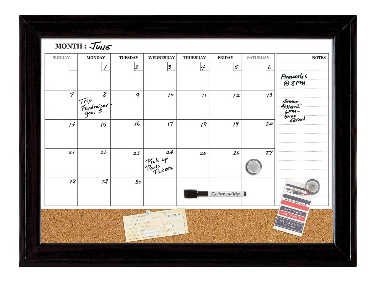 Quartet Pizarra blanca magnética combinada, calendario y tablero de corcho, 17 x 23 pulgadas, combo de pizarra blanca de borrado en seco y tablero de anuncios de corcho, tablero de mensajes, marco