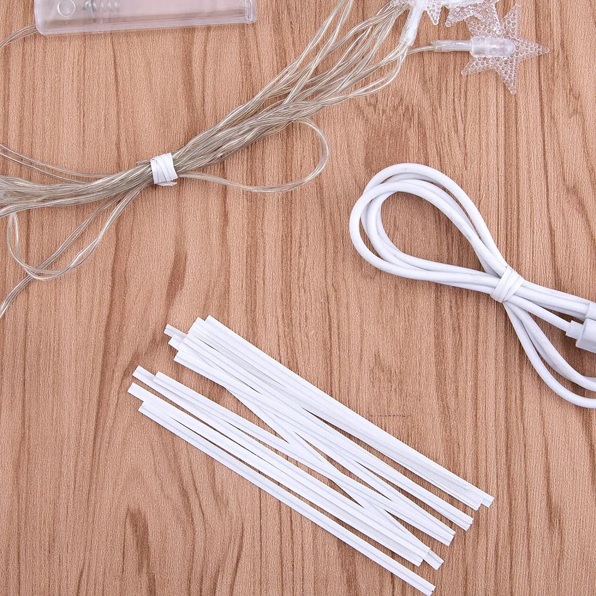 Luter - Lote de 1000 corbatas de papel (12 cm), color blanco