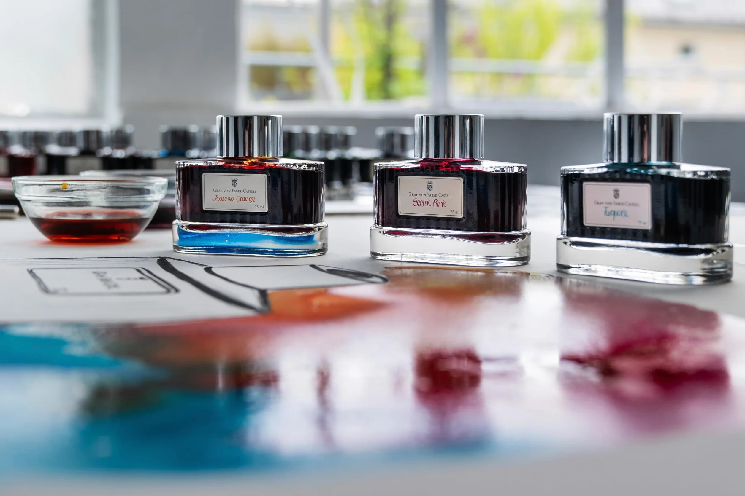 Graf von Faber-Castell - Bote de tinta para pluma, color granate