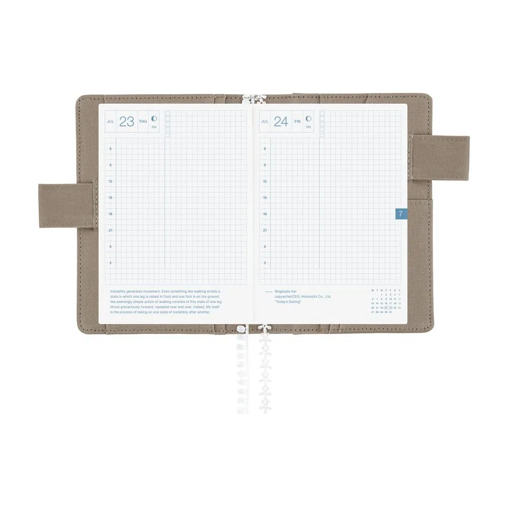 Hobonichi Techo A6 - Funda para agenda de iyo okumi: A Story About Me (tamaño original, solo portada)