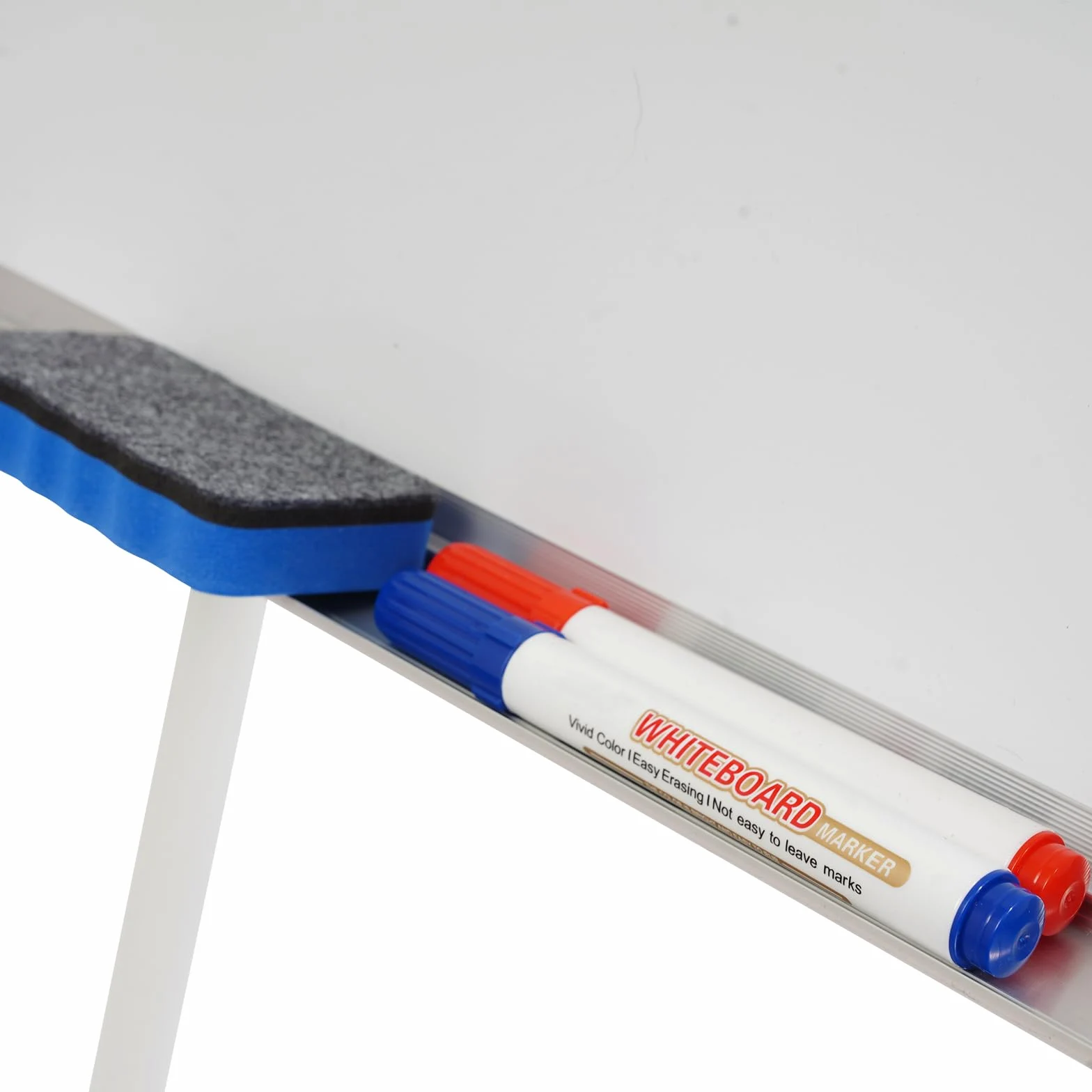Pizarra blanca con soporte, 61 x 92 cm, magnética, portátil, borrable en seco, altura regulable, trípode con 3 bolígrafos, 1 goma de borrar, 6 imanes autoadhesivos