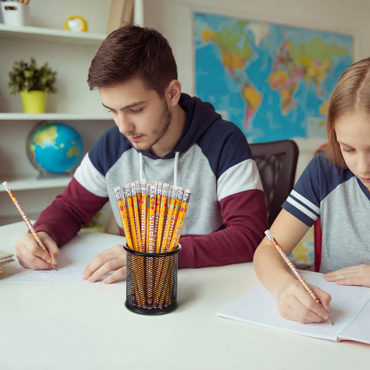 Tenceur 100 lápices de Feliz Cumpleanos con goma de borrar en la parte superior para profesores, aulas, estudiantes, regalos de fiesta de cumpleaños, suministros de recompensa