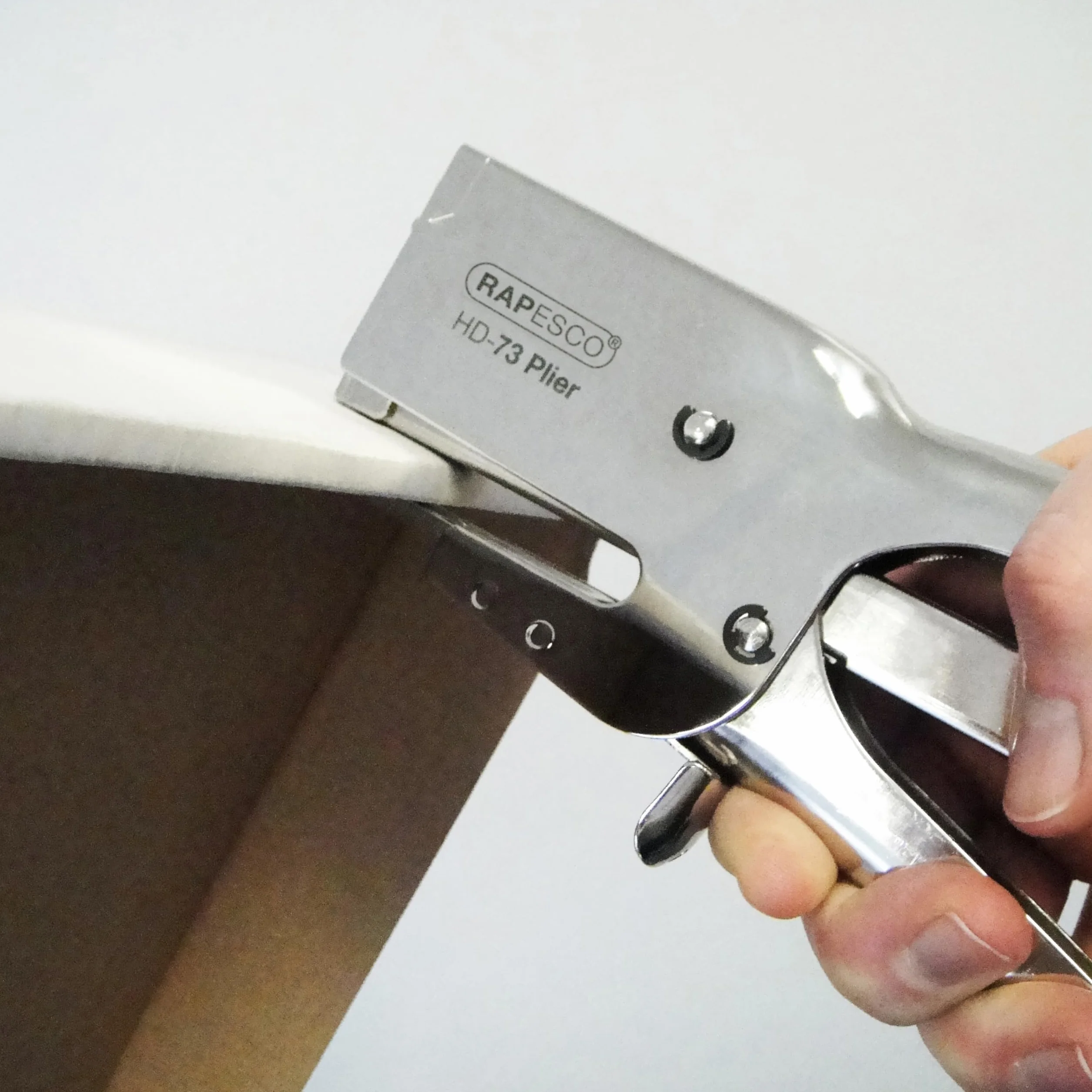 Rapesco 1169 Grapadora de Tenaza de Gruesos HD-73, Capacidad para 70 Hojas, Cromado